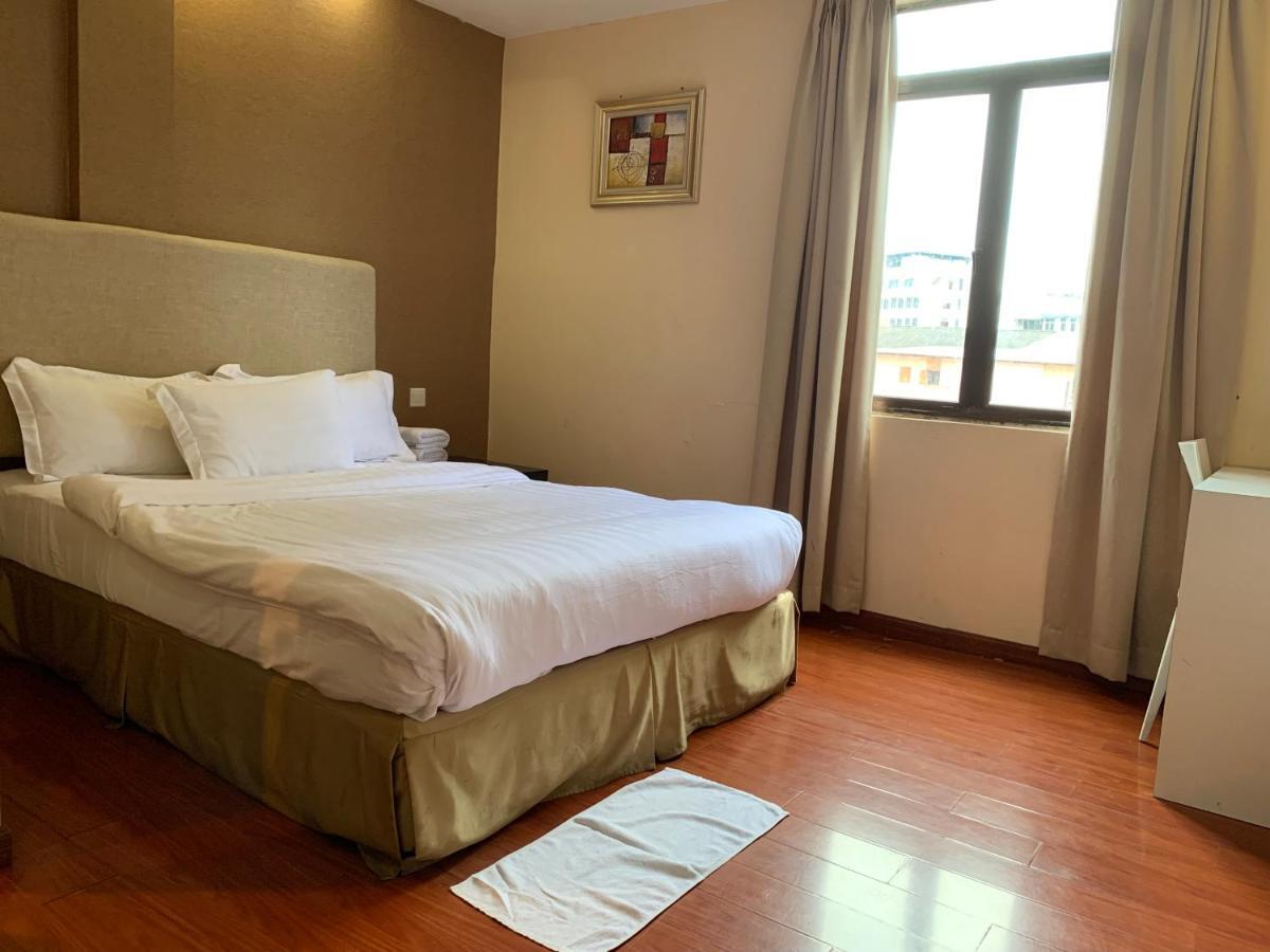 Mcity Inn Miri Exterior photo